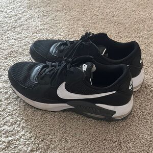 Mens Nike Black and White Sneakers Size 13